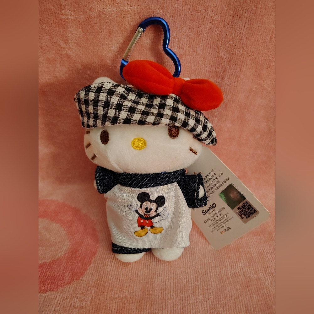 EXCLUSIVE - Hello Kitty With Mickey Outfit Officially Licensed Purse Pal Plushie - Picture 2 of 4